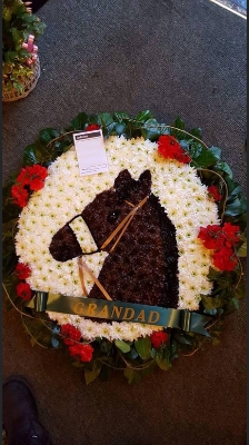 Horse tribute