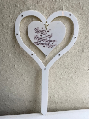 Memorial heart stake
