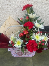 Xmas Arrangement with chocolates